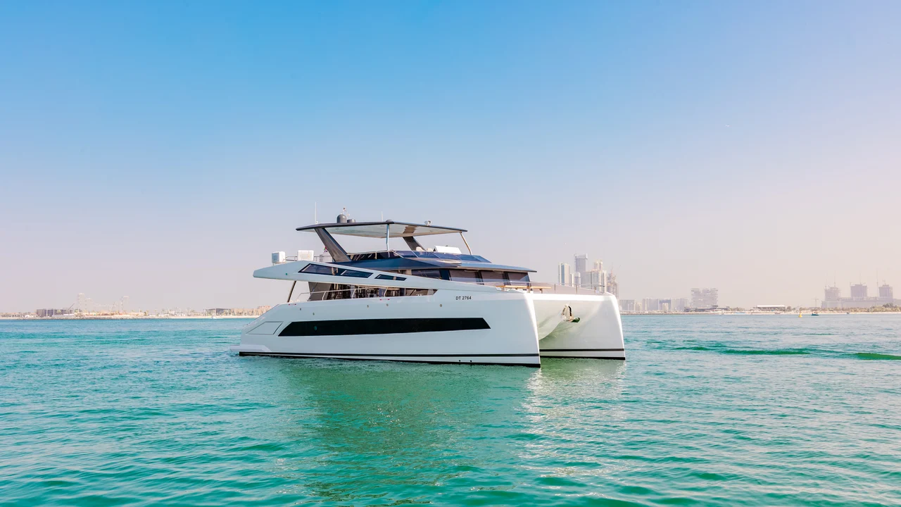 Motor Yacht Catamaran Infinity